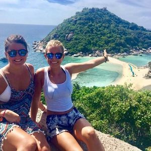 Meet your Posher, Kendra